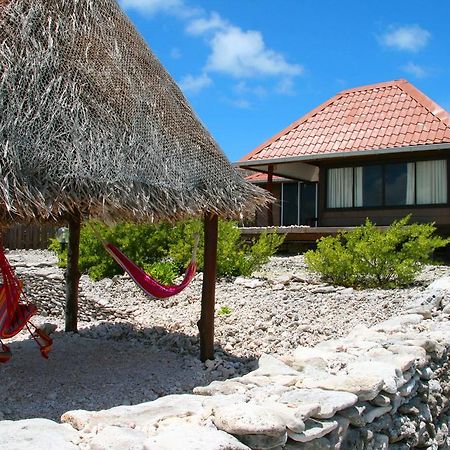 Miki Miki Lodge Avatoru Exterior photo